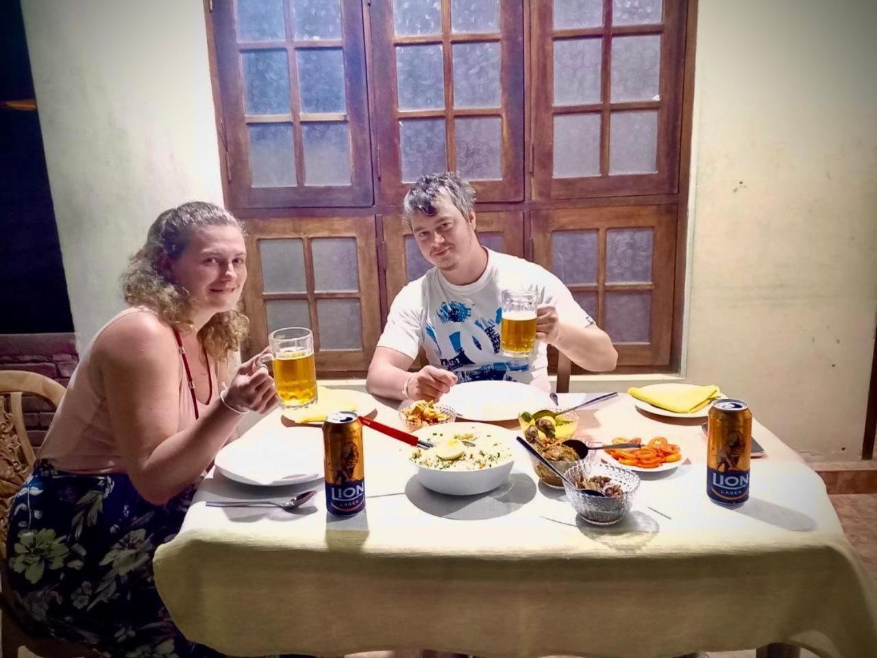 Arani Homestay Полоннарува Экстерьер фото